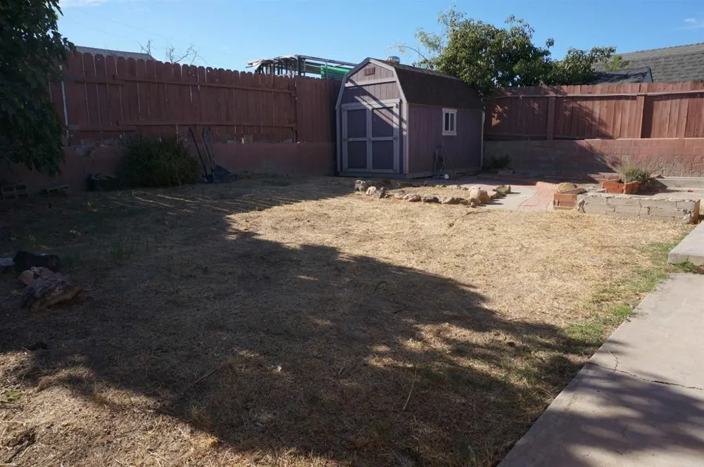 624 San Juhn Street Spring Valley, CA 91977