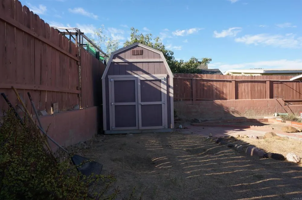 624 San Juhn Street Spring Valley, CA 91977