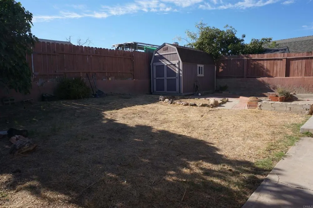 624 San Juhn Street Spring Valley, CA 91977