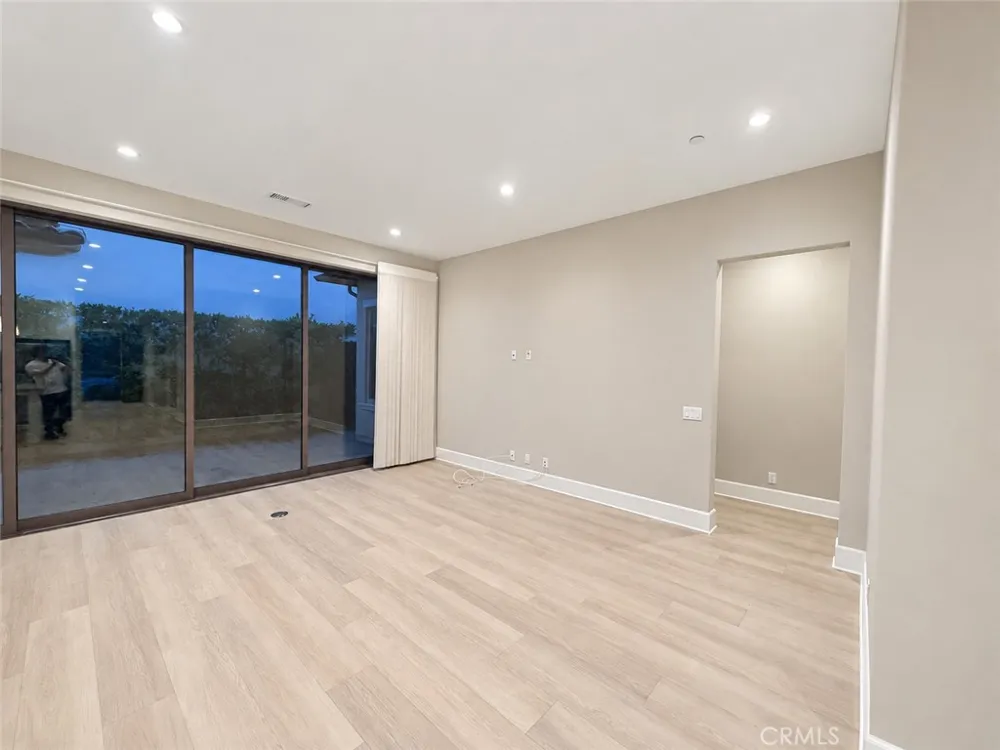 130 Donati Irvine, CA 92602