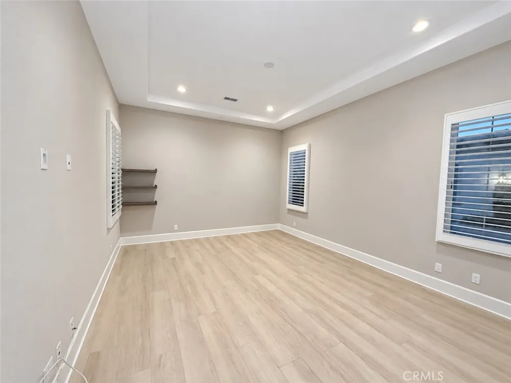 130 Donati Irvine, CA 92602