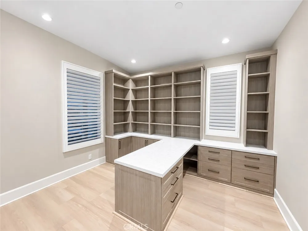 130 Donati Irvine, CA 92602
