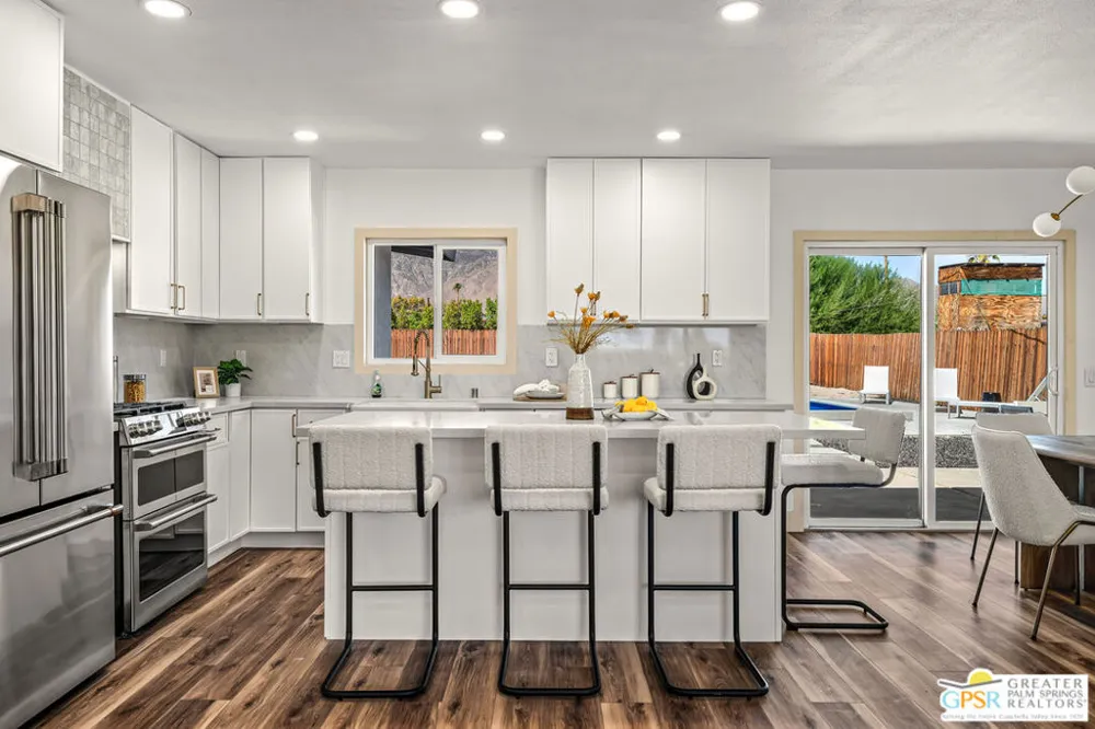 2225 Marguerite Street Palm Springs, CA 92264