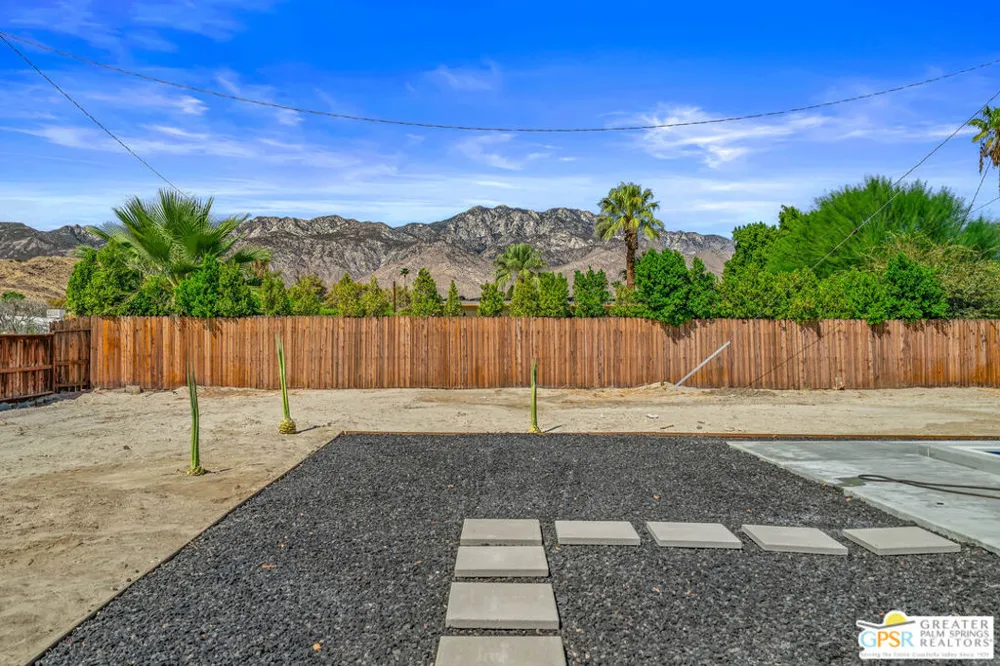 2225 Marguerite Street Palm Springs, CA 92264