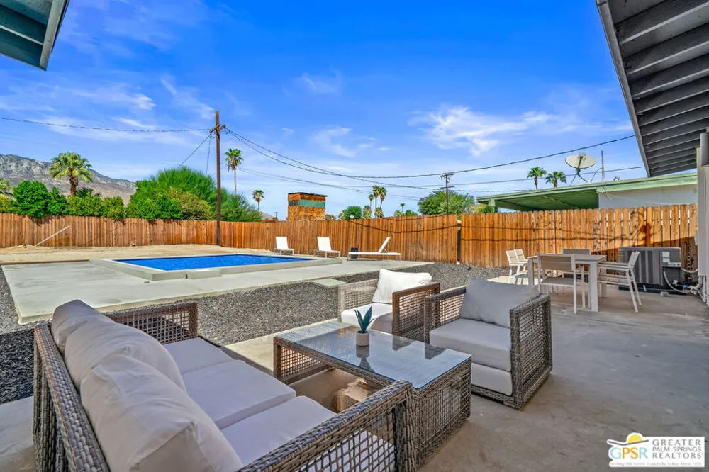 2225 Marguerite Street Palm Springs, CA 92264