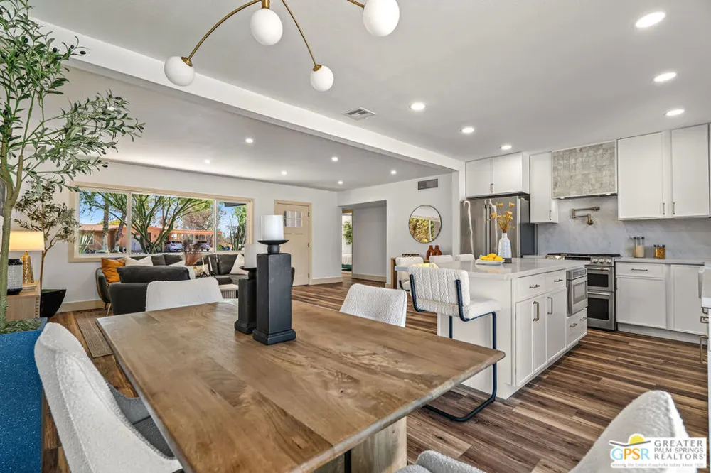 2225 Marguerite Street Palm Springs, CA 92264