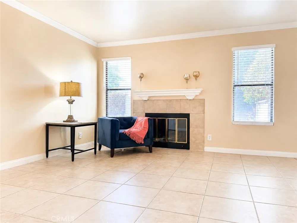 43376 Cook #28 Palm Desert, CA 92211