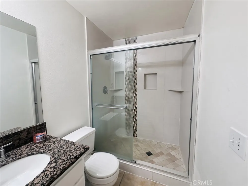 43376 Cook #28 Palm Desert, CA 92211