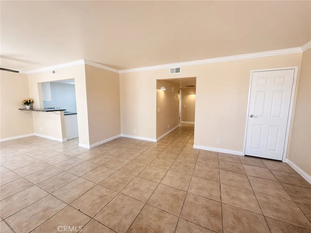 43376 Cook #28 Palm Desert, CA 92211