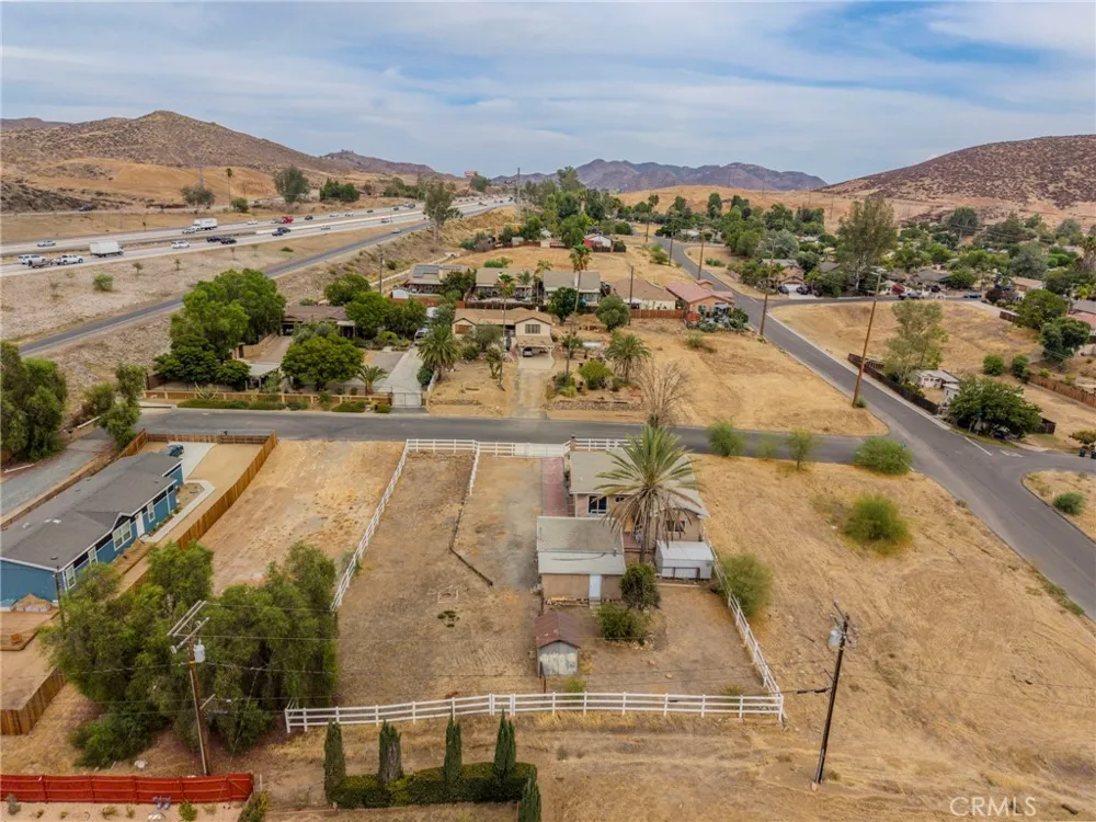 505 Lookout Street Lake Elsinore, CA 92530