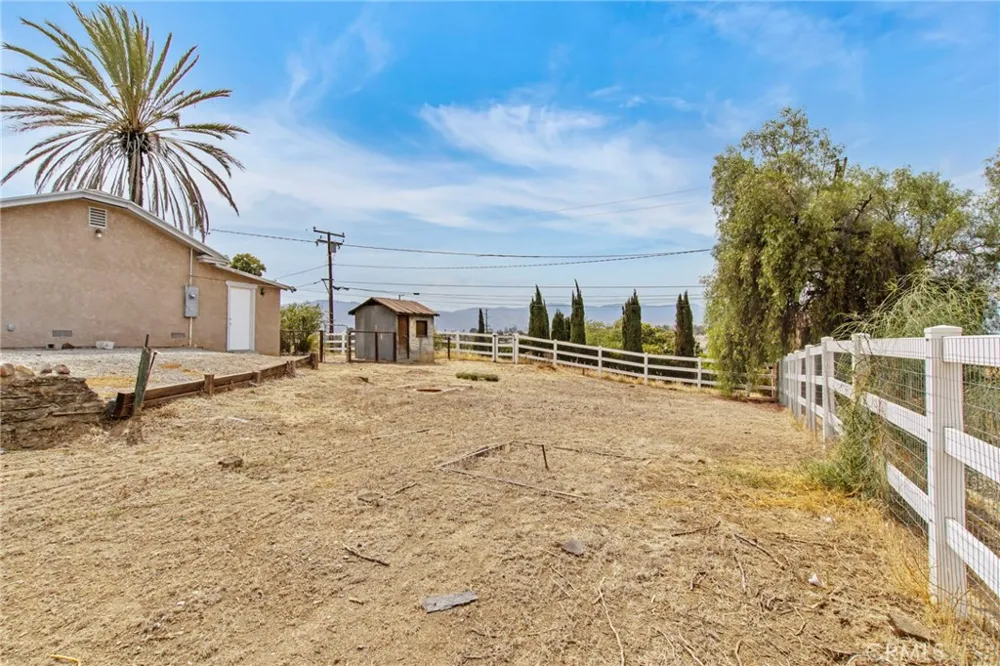 505 Lookout Street Lake Elsinore, CA 92530