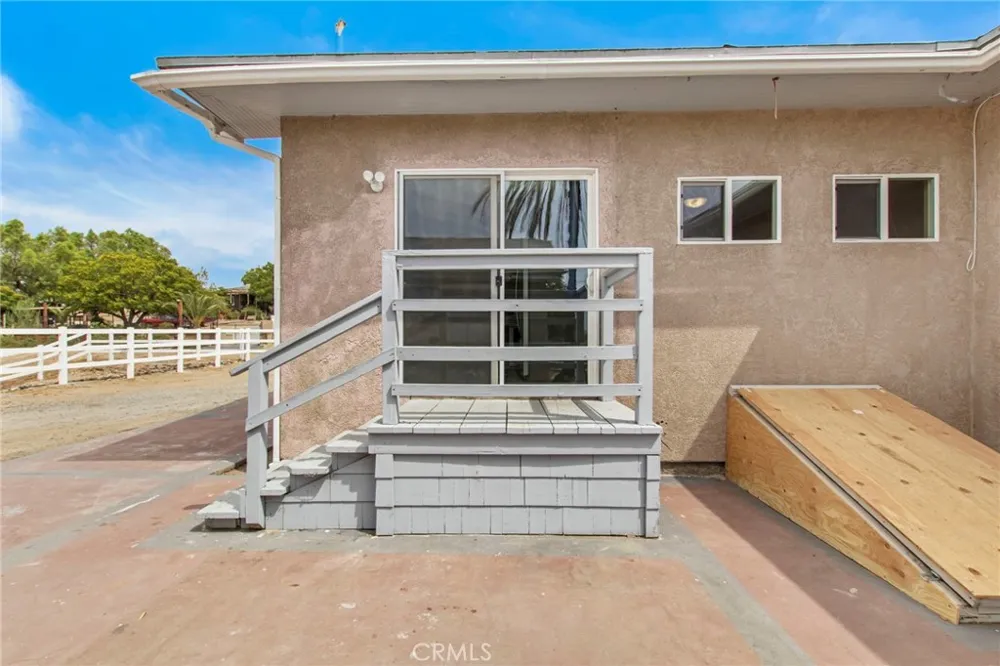 505 Lookout Street Lake Elsinore, CA 92530
