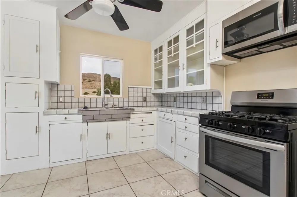 505 Lookout Street Lake Elsinore, CA 92530