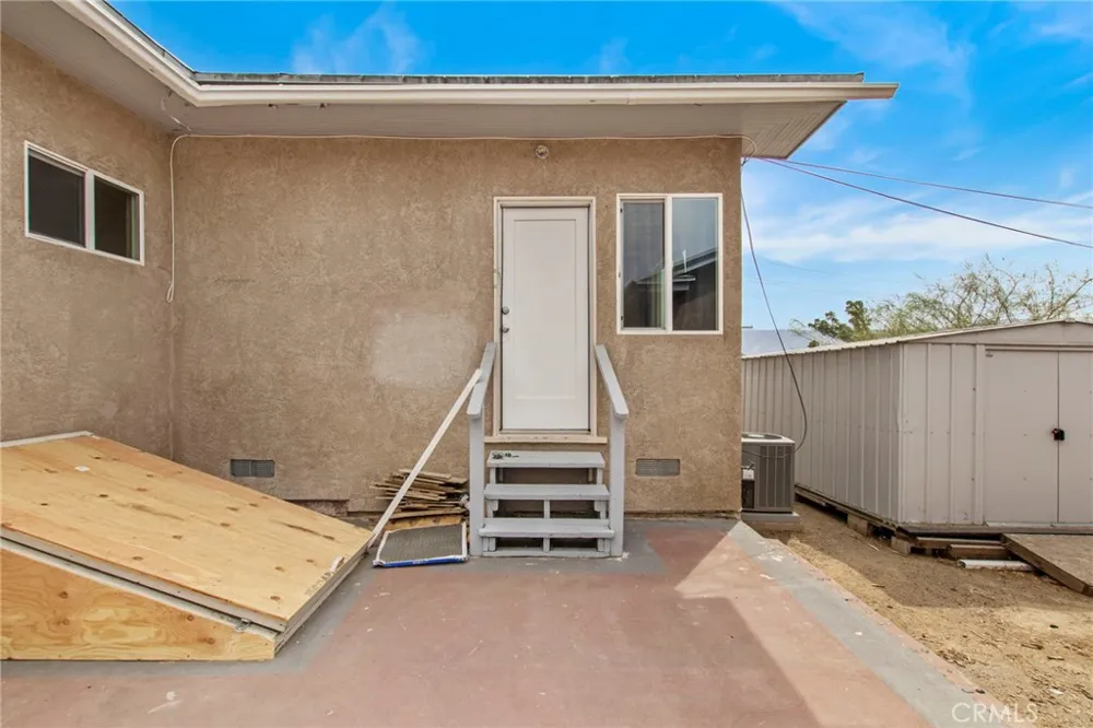 505 Lookout Street Lake Elsinore, CA 92530
