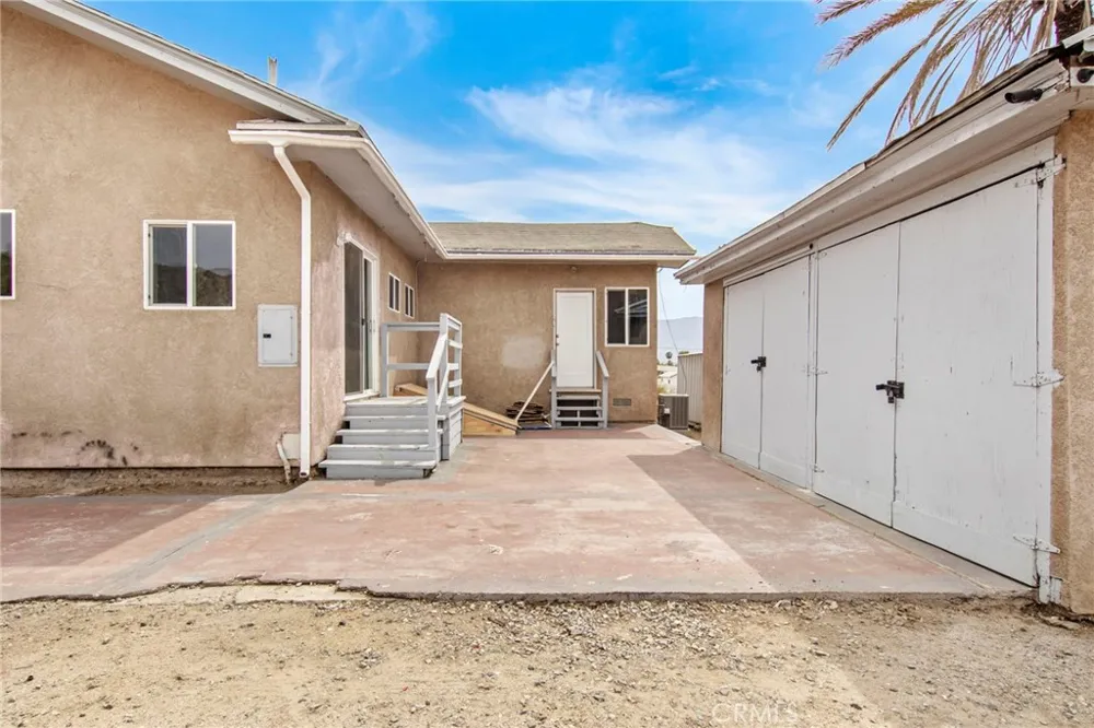 505 Lookout Street Lake Elsinore, CA 92530