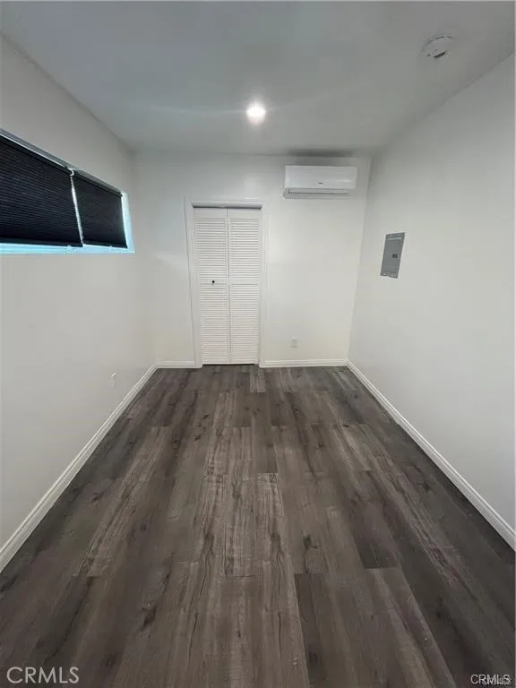 9707 Bandera Los Angeles, CA 90002