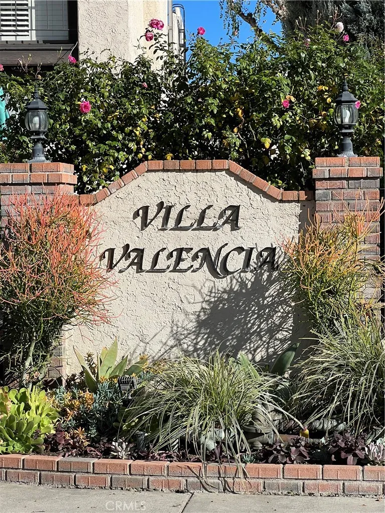 6242 Nita Los Angeles, CA 91367