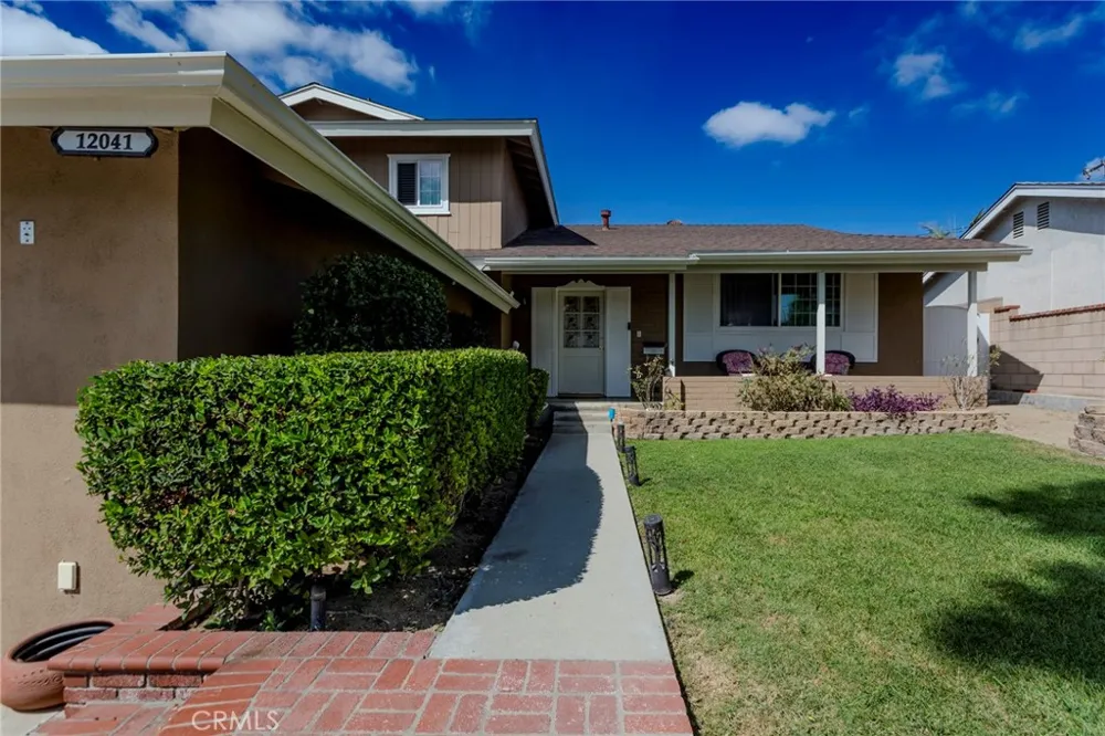 12041 Mayes Drive La Mirada, CA 90638
