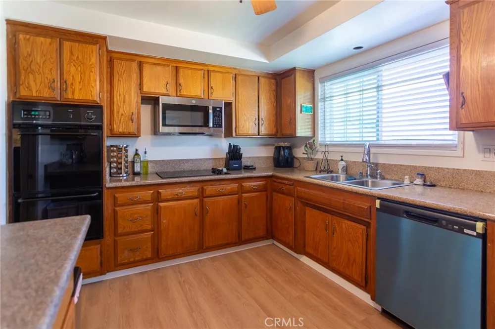 12041 Mayes Drive La Mirada, CA 90638