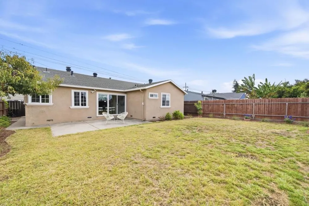 26337 Regal Avenue Hayward, CA 94544