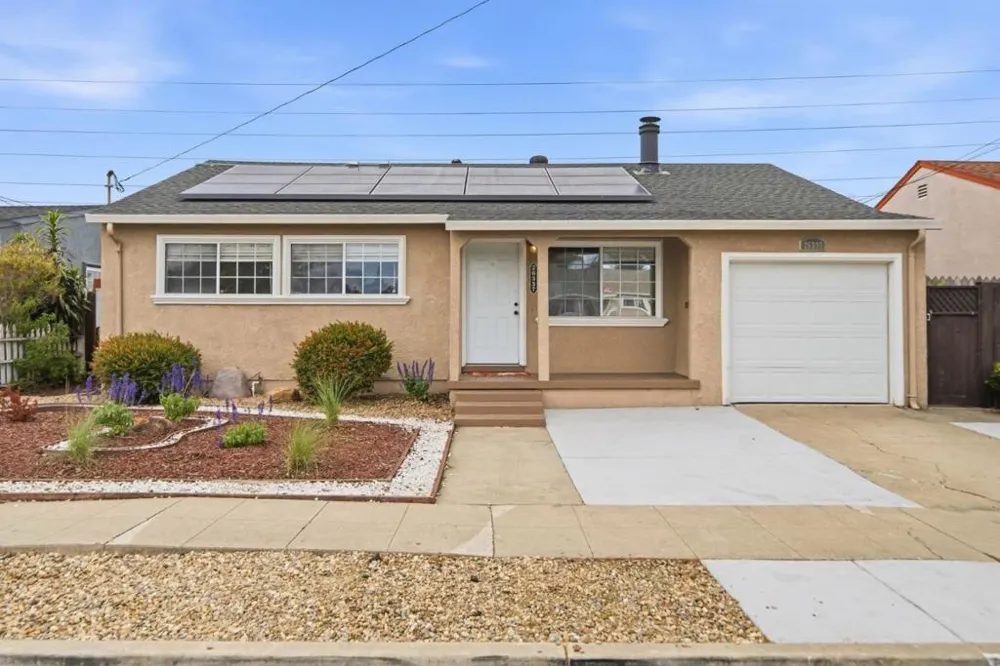 26337 Regal Avenue Hayward, CA 94544