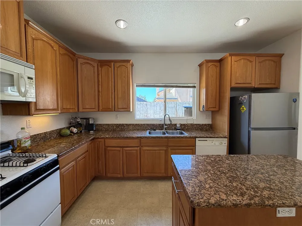 16623 Tarano Moreno Valley, CA 92551