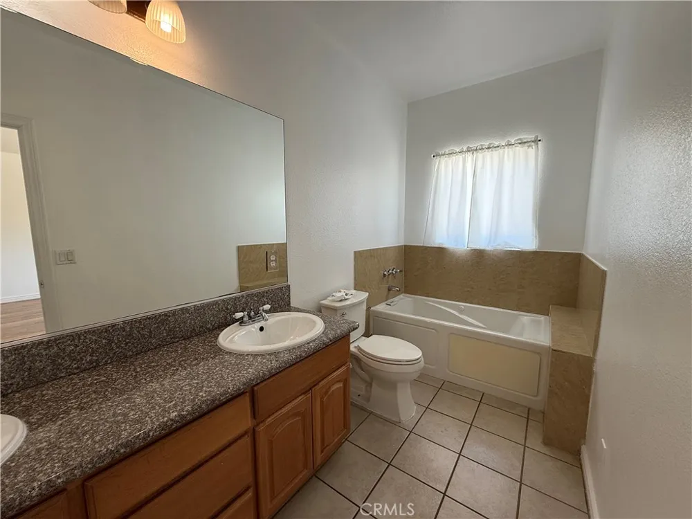 16623 Tarano Moreno Valley, CA 92551