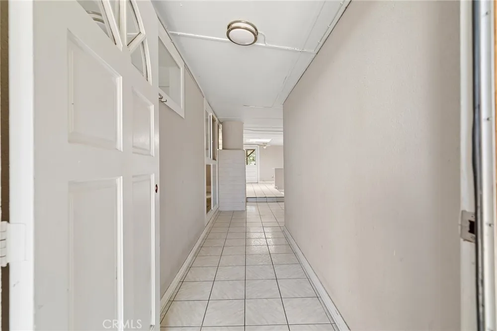 9591 Crestwood Anaheim, CA 92804