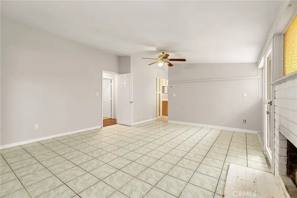 9591 Crestwood Anaheim, CA 92804
