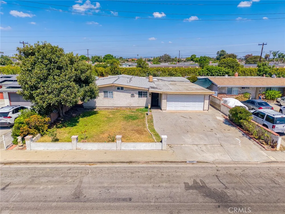 9591 Crestwood Anaheim, CA 92804