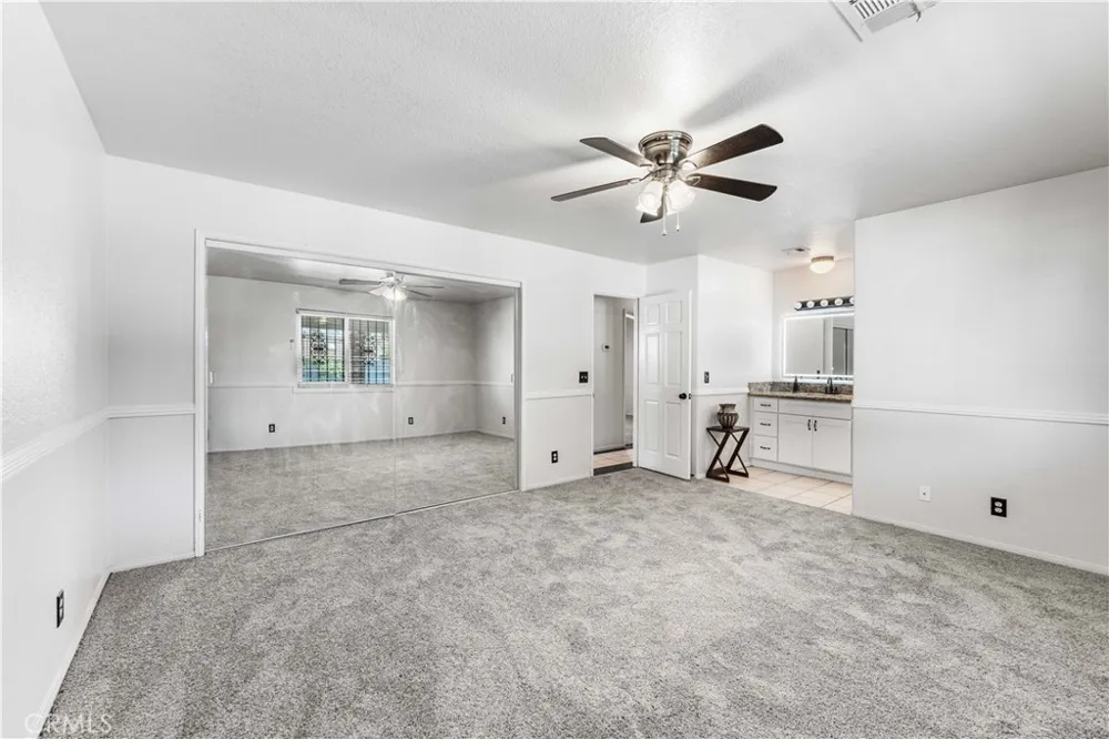 5241 E Avenue R12 Palmdale, CA 93552