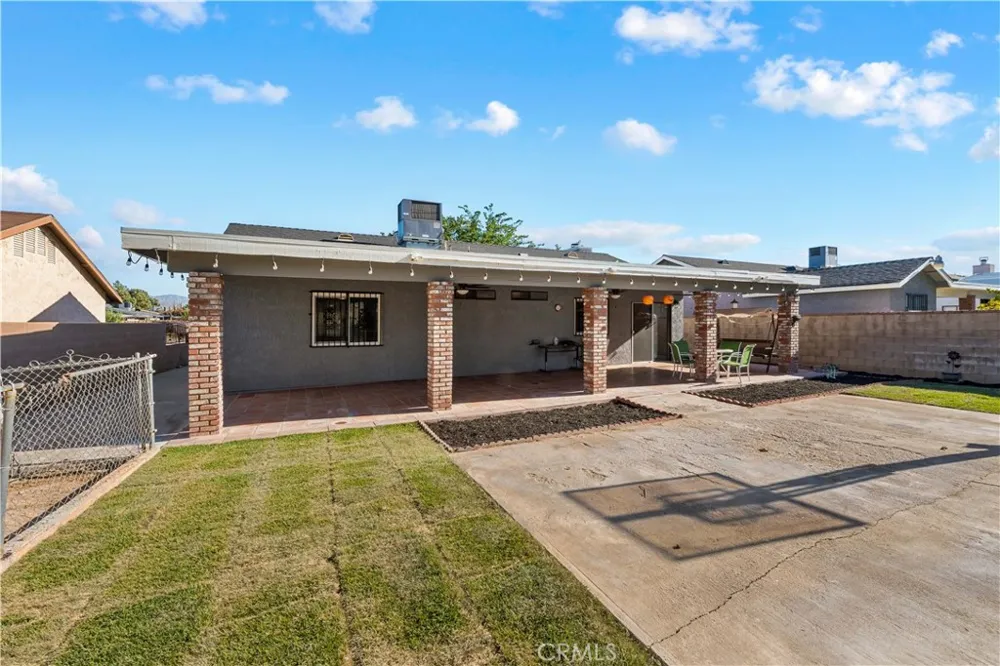 5241 E Avenue R12 Palmdale, CA 93552