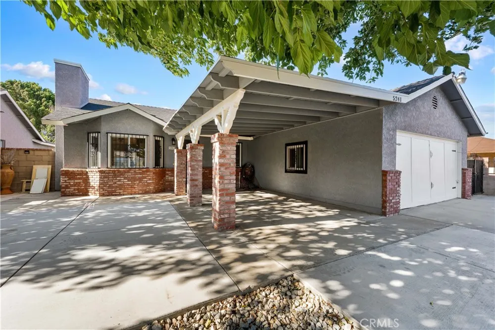 5241 E Avenue R12 Palmdale, CA 93552