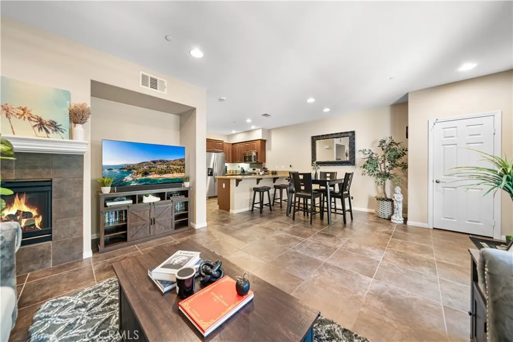 15843 Mcintosh Avenue Chino, CA 91708