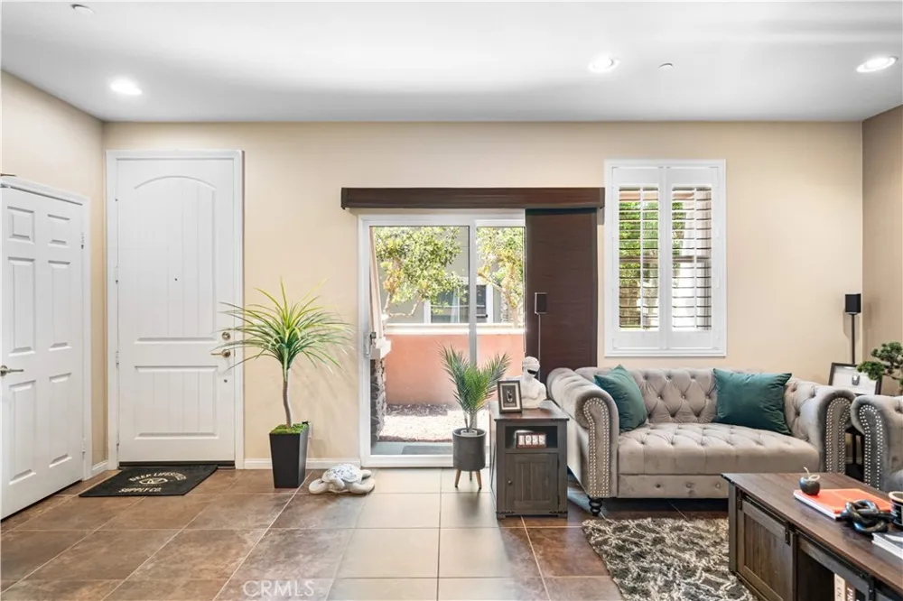 15843 Mcintosh Avenue Chino, CA 91708