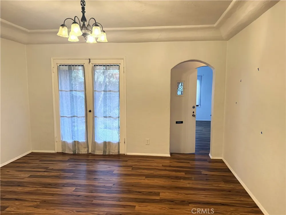 519 Roswell Avenue Long Beach, CA 90814