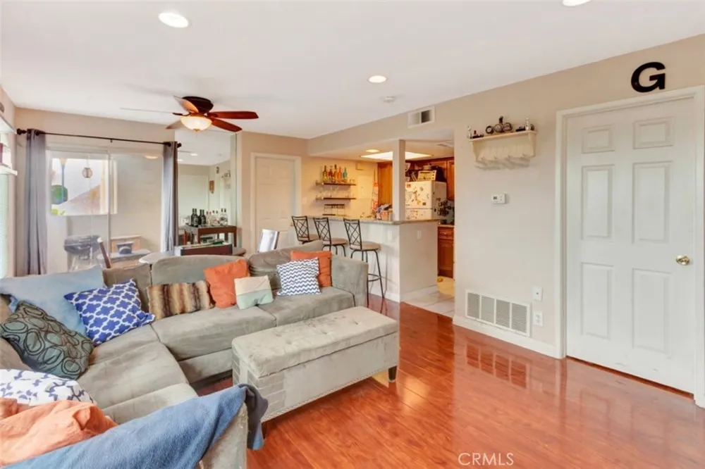 26196 Sanz #B Mission Viejo, CA 92691