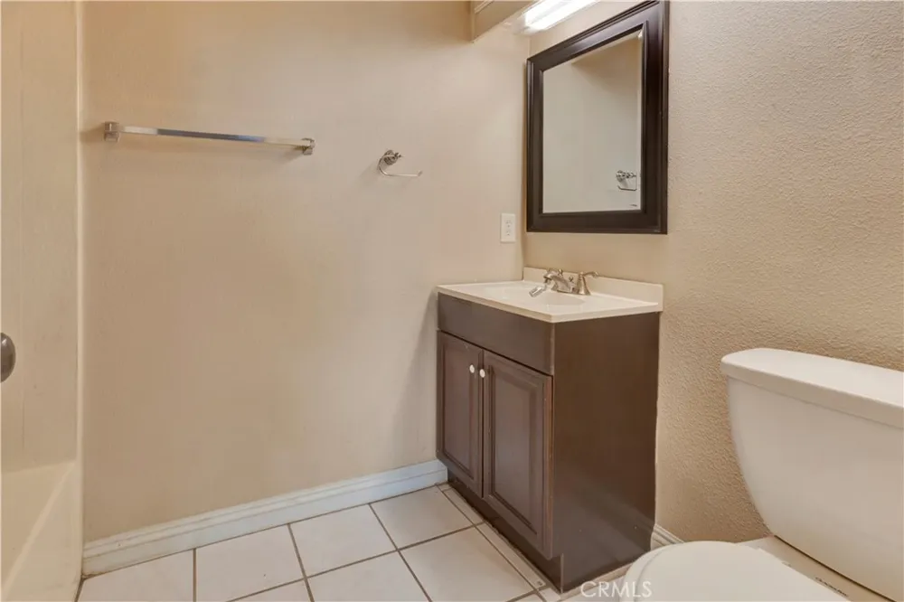 26196 Sanz #B Mission Viejo, CA 92691