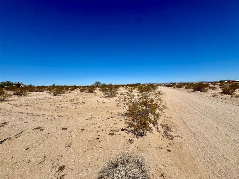 Mile square rd Joshua Tree, CA 92252