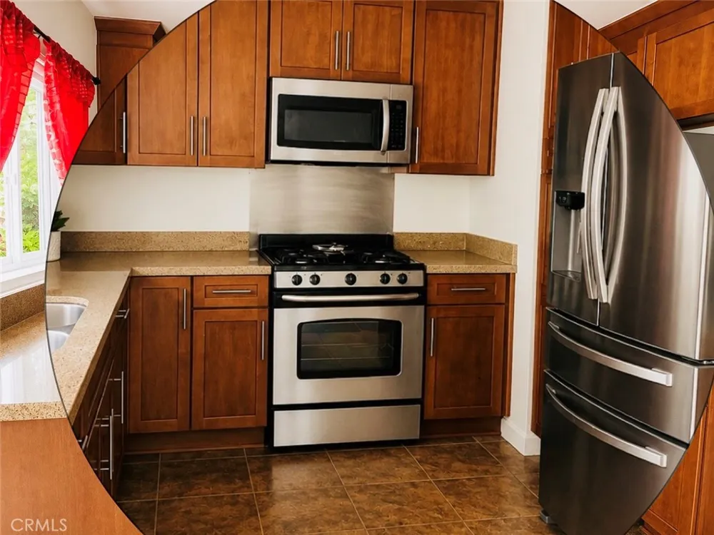 4267 Baggett Riverside, CA 92505