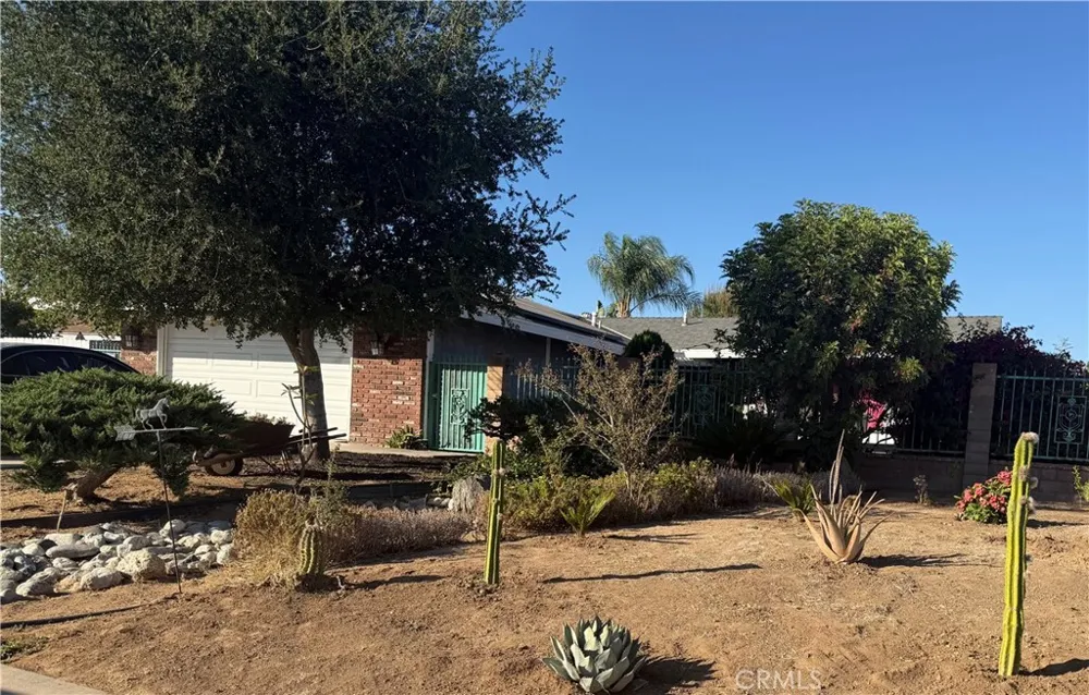 4267 Baggett Riverside, CA 92505