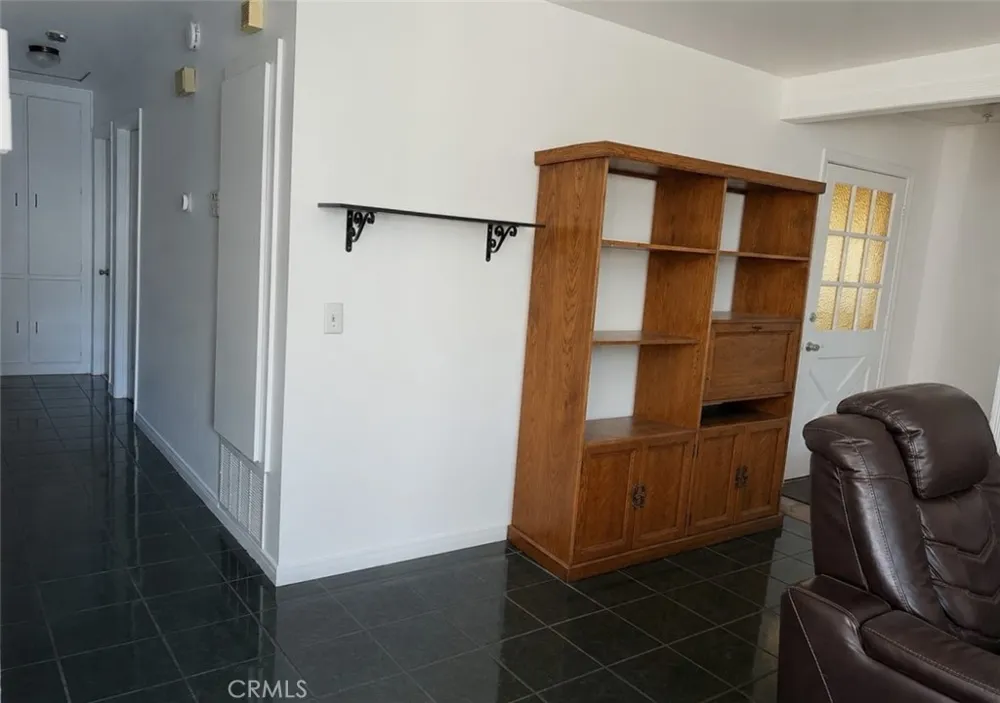 4267 Baggett Riverside, CA 92505