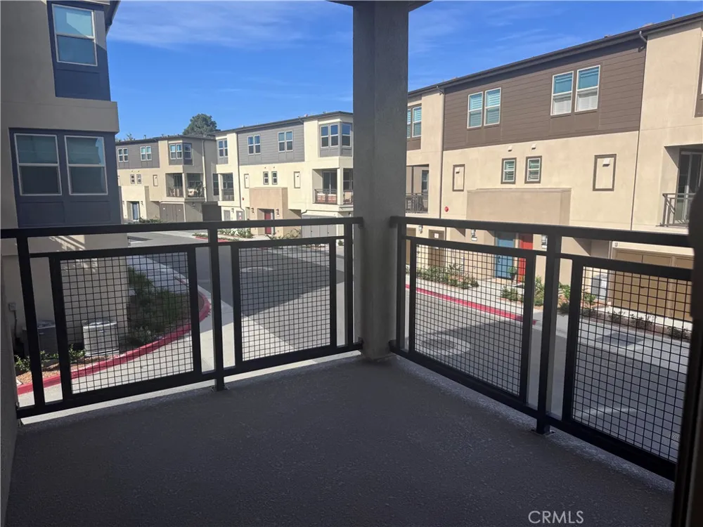 300 Honeysuckle Way Oceanside, CA 92057