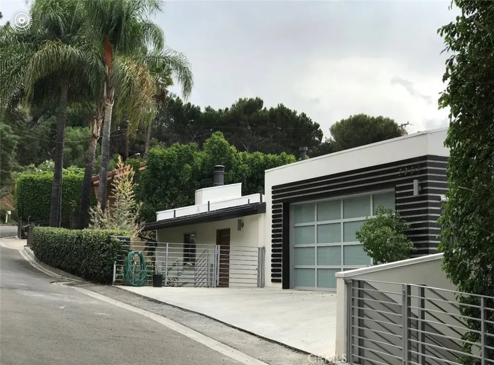 2084 HANSCOM DR South Pasadena, CA 91030