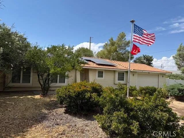 9018 Guava Hesperia, CA 92345