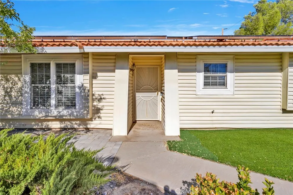 9018 Guava Hesperia, CA 92345
