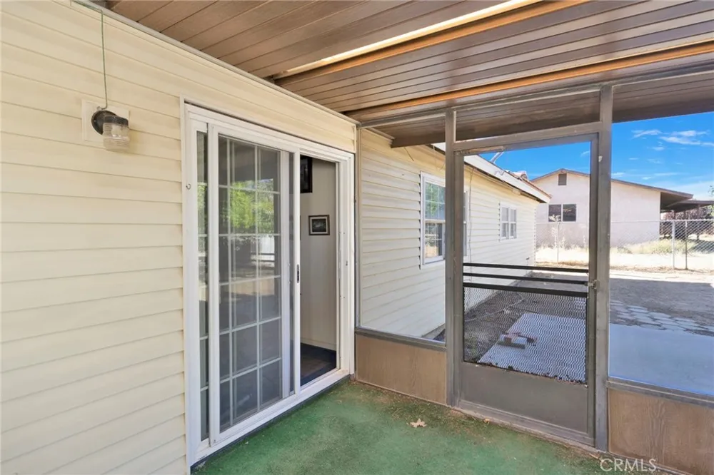 9018 Guava Hesperia, CA 92345