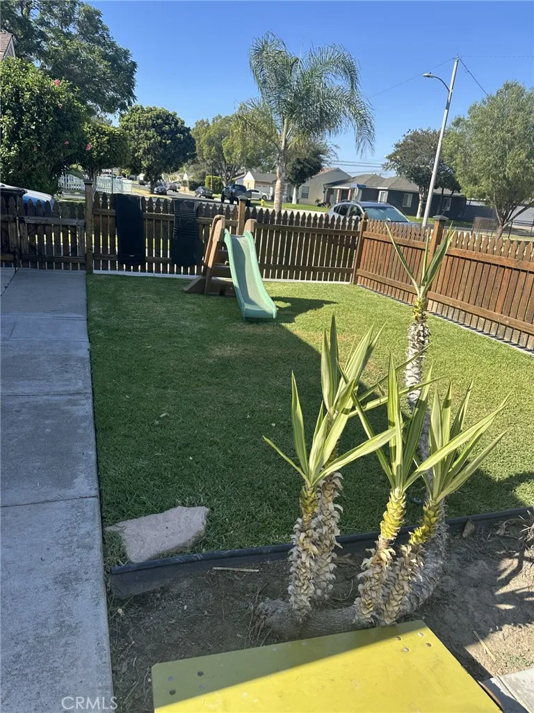 12109 Harvest Norwalk, CA 90650