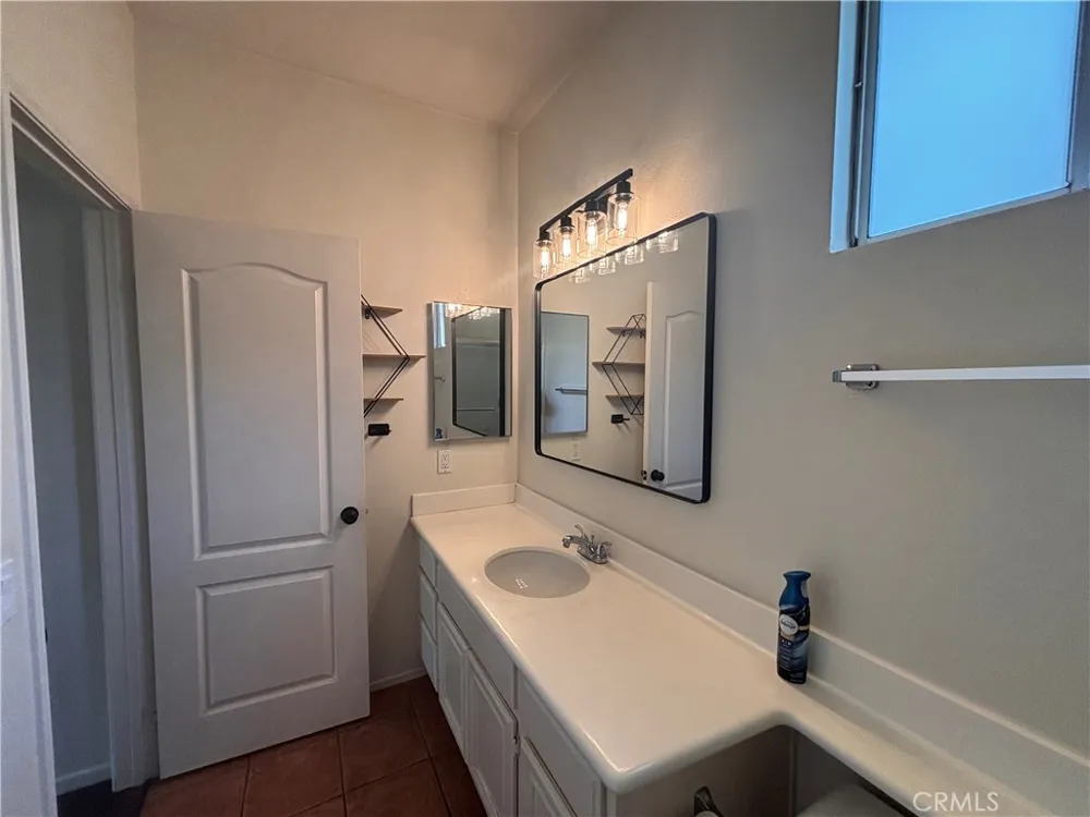 27 Colony Aliso Viejo, CA 92656