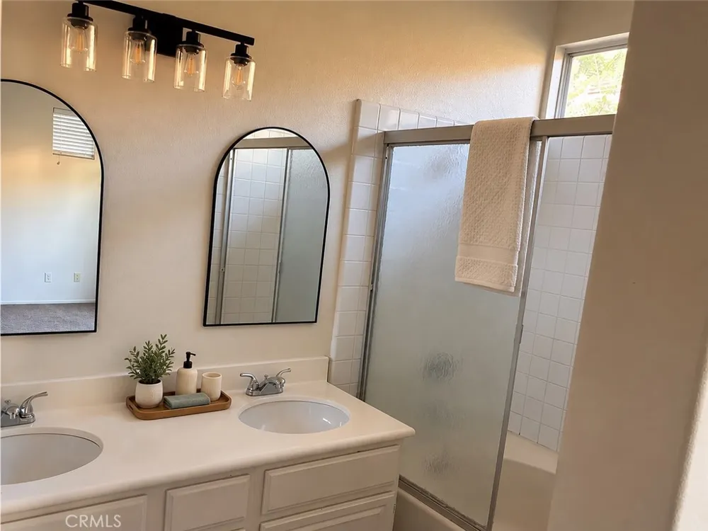 27 Colony Aliso Viejo, CA 92656